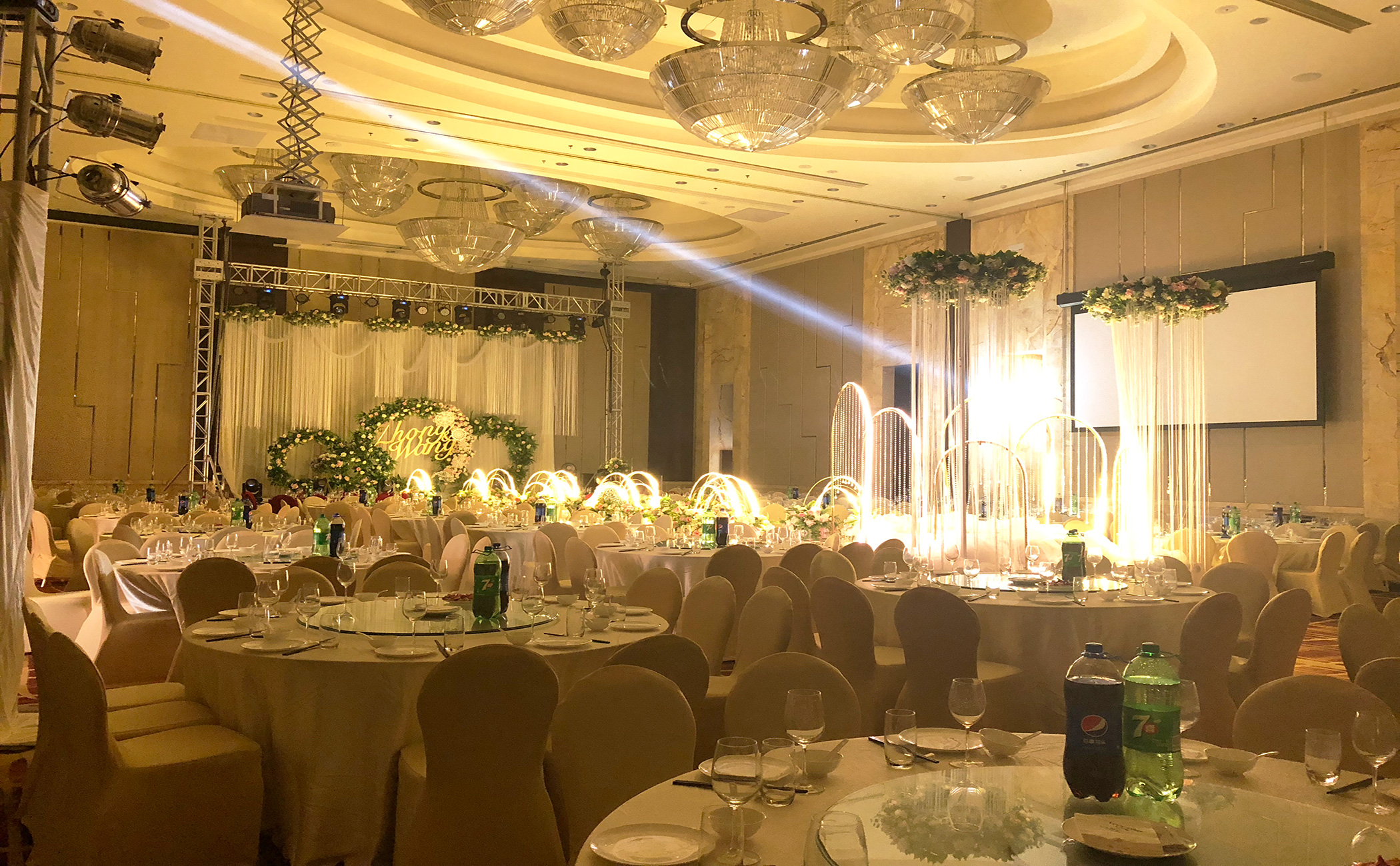 在惠州，婚宴酒店预订注意事项有哪些？